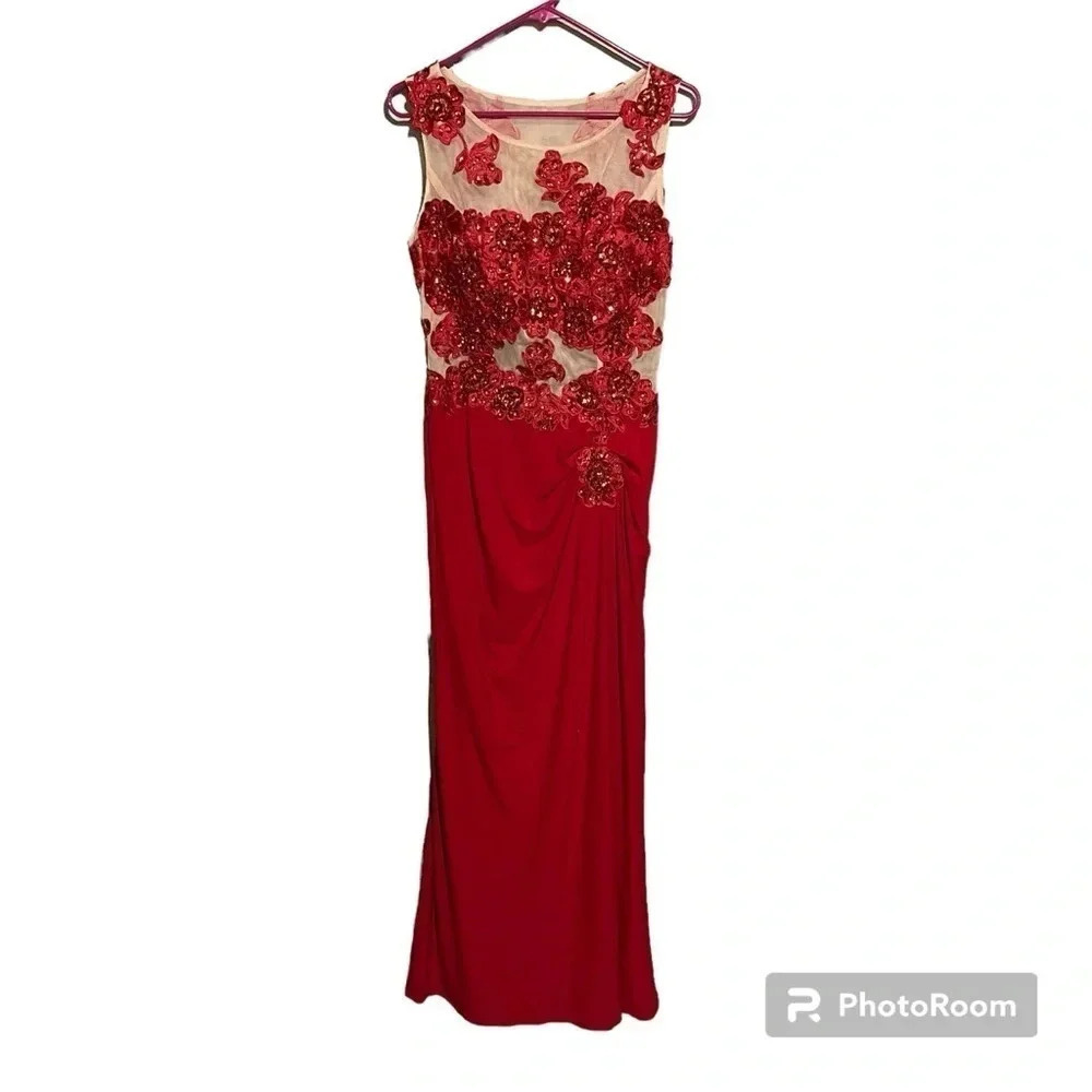 Nina Nischelle Red Floral Sheer Cocktail Party Prom Dress Size 12 Sewn In Pads